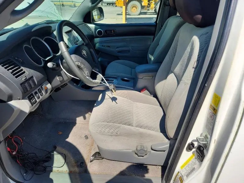 2011 TOYOTA TACOMA BASE  