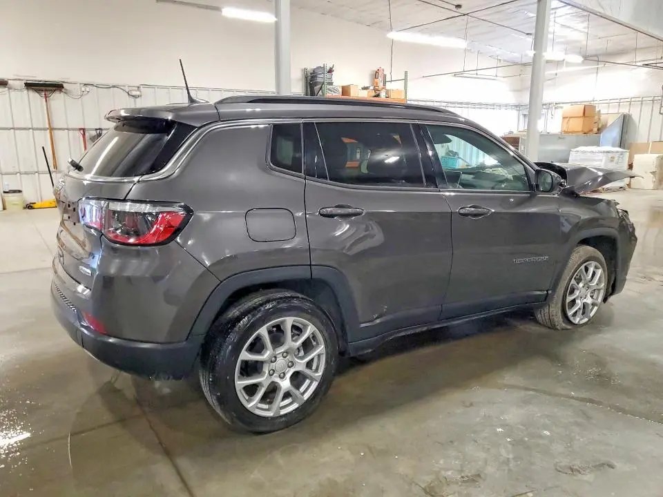 2023 JEEP COMPASS LATITUDE LUX  