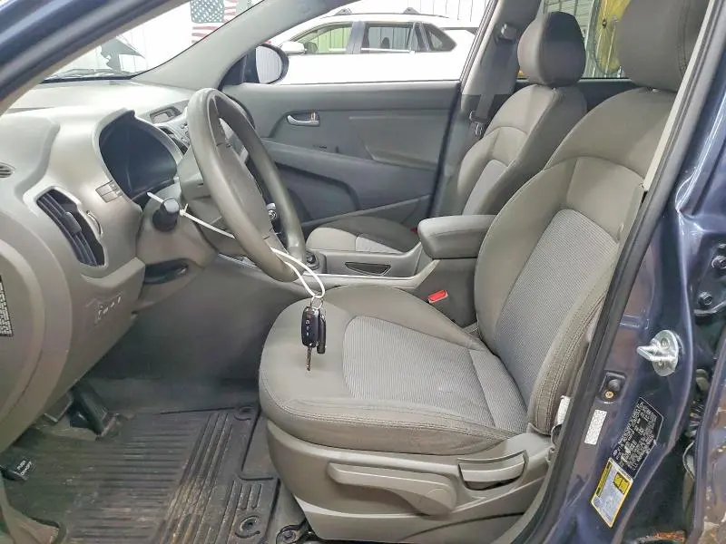 2016 KIA SPORTAGE LX  