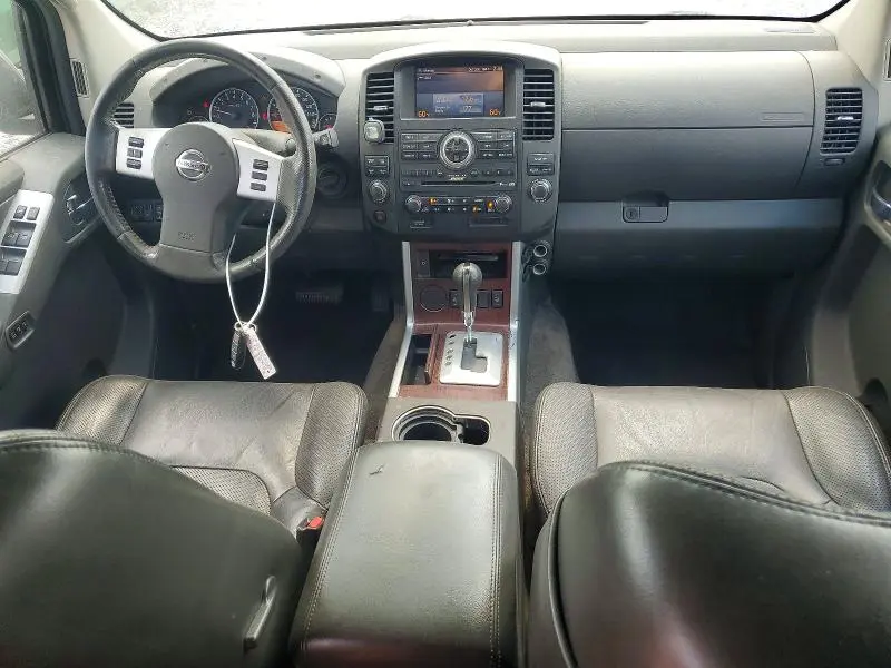 2012 NISSAN PATHFINDER S  