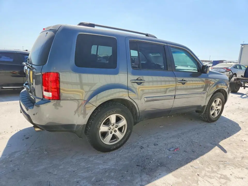 2011 HONDA PILOT ELITE  