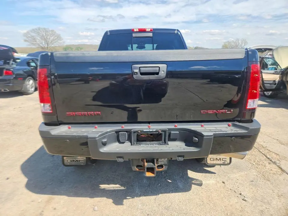 2012 GMC SIERRA K2500 DENALI  