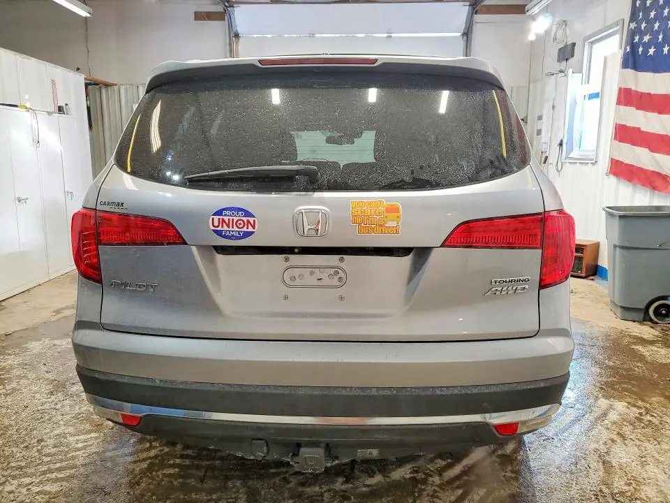 2016 HONDA PILOT TOURING  