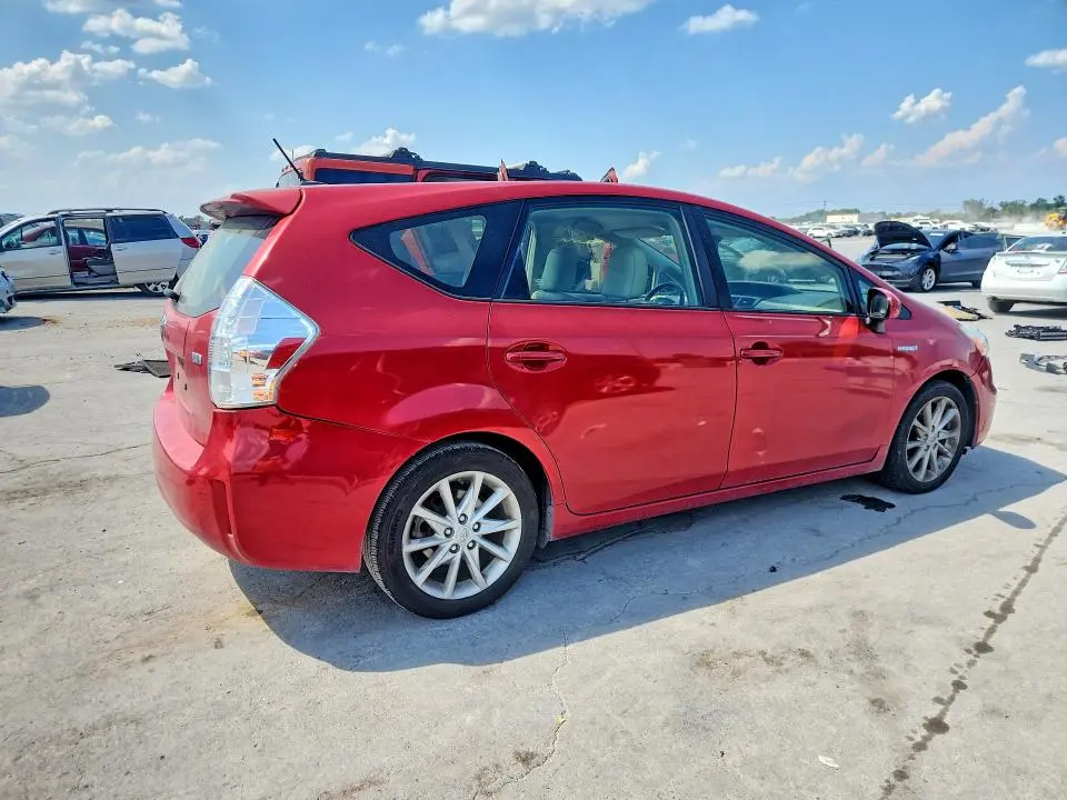 2014 TOYOTA PRIUS V FIVE  