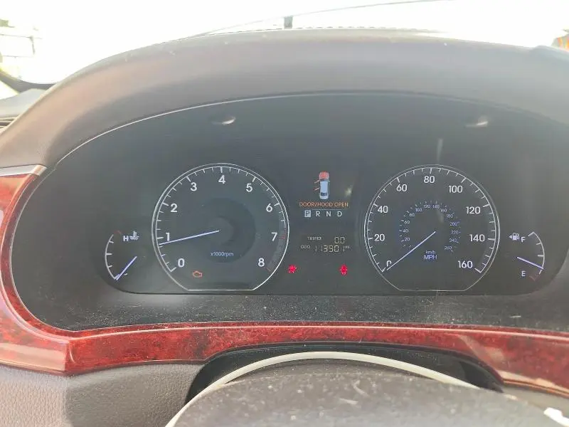 2013 HYUNDAI EQUUS SIGNATURE  