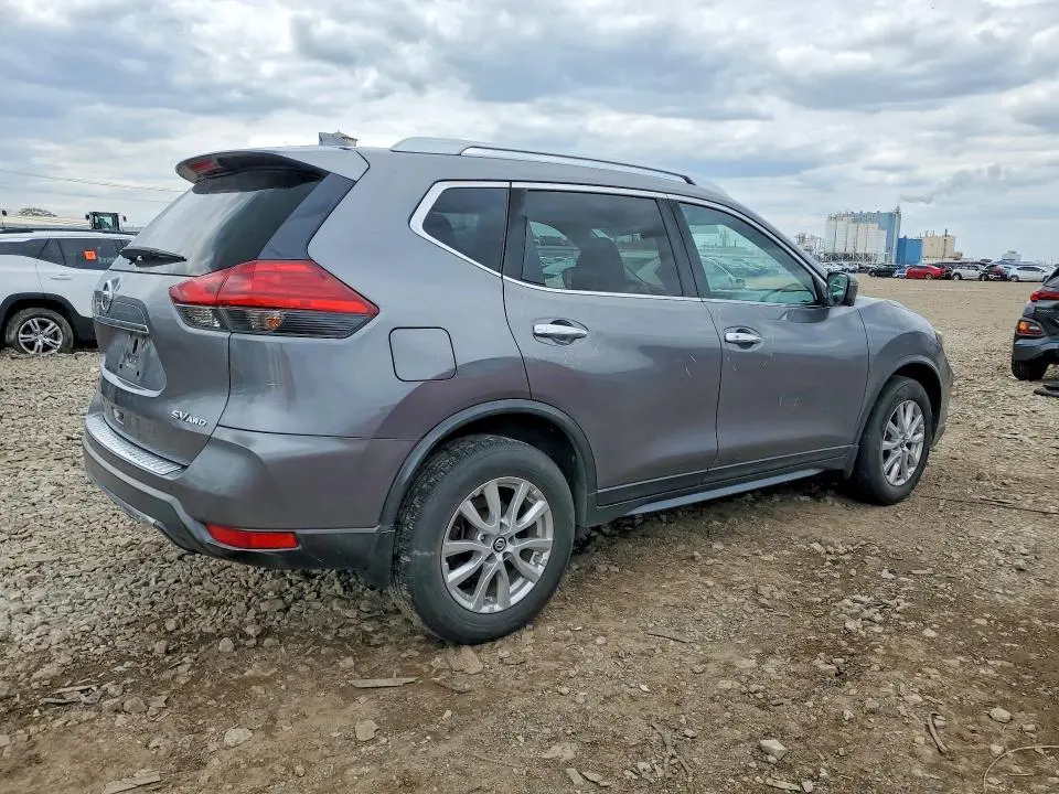 2017 NISSAN ROGUE SV  