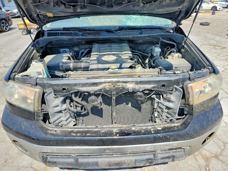 2011 TOYOTA TUNDRA DOUBLE CAB SR5  