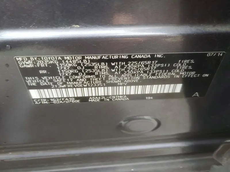 2014 TOYOTA RAV4 XLE  