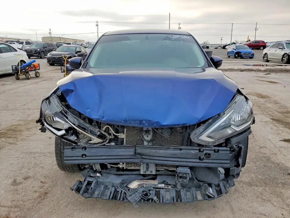 2019 NISSAN SENTRA SV  