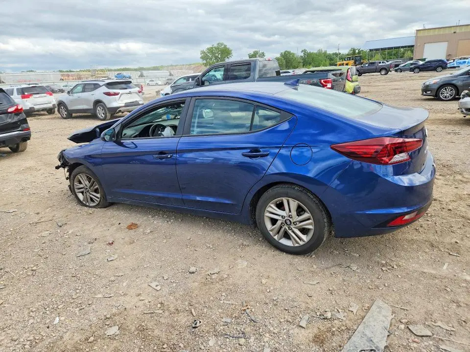 2020 HYUNDAI ELANTRA SEL  