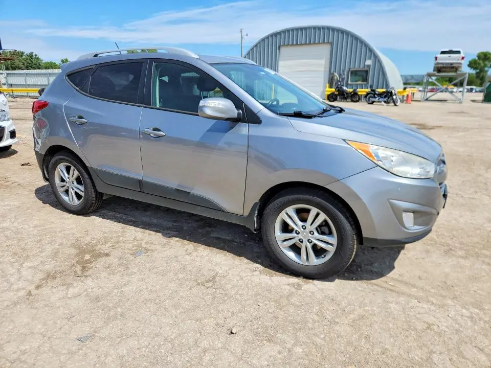 2013 HYUNDAI TUCSON GLS  