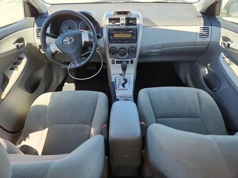 2012 TOYOTA COROLLA LE  
