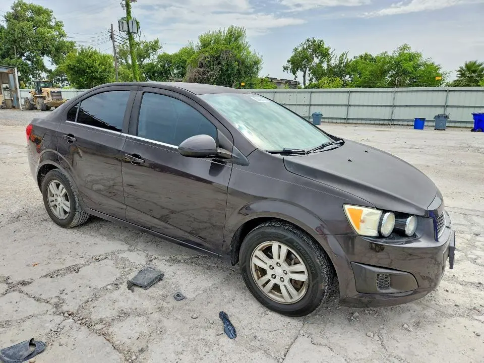 2014 CHEVROLET SONIC LT  