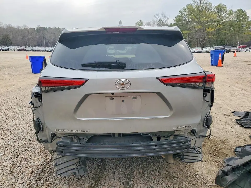 2023 TOYOTA HIGHLANDER LIMITED  