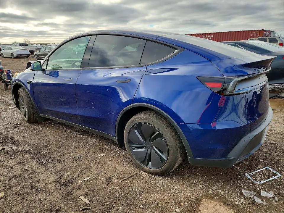 2026 TESLA MODEL Y   