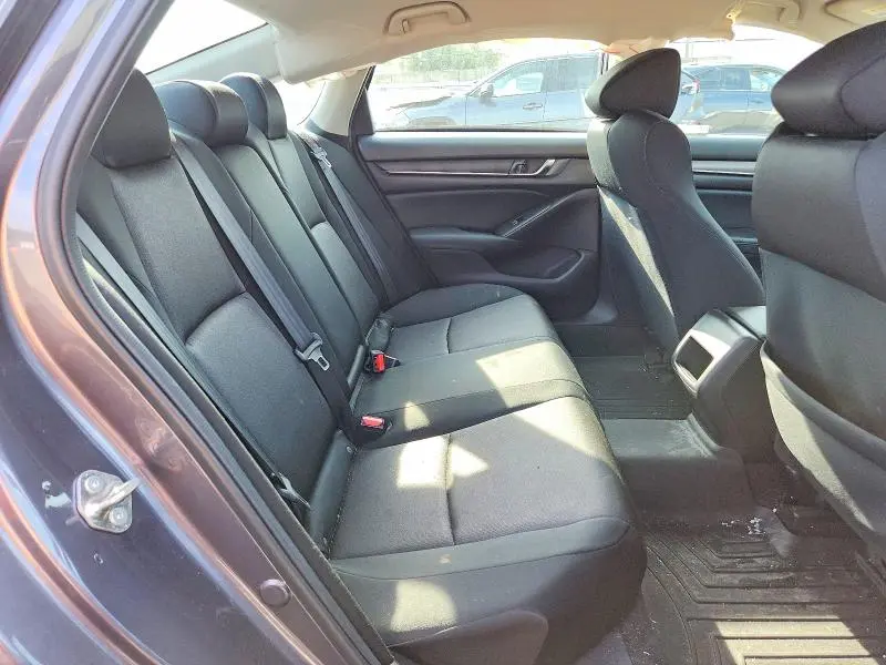 2018 HONDA ACCORD LX  