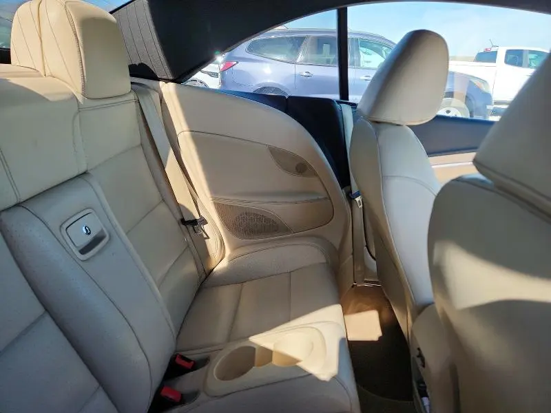 2012 VOLKSWAGEN EOS LUX  