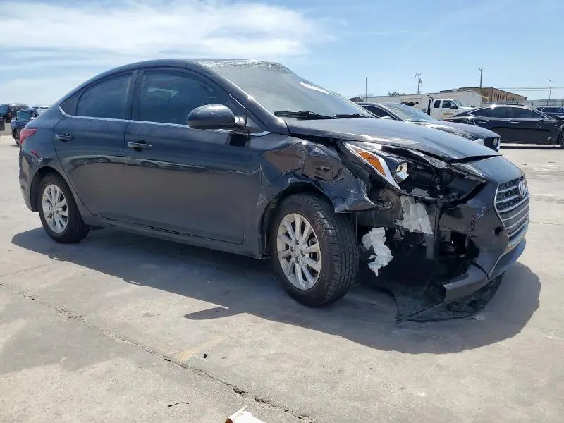 2022 HYUNDAI ACCENT SE  