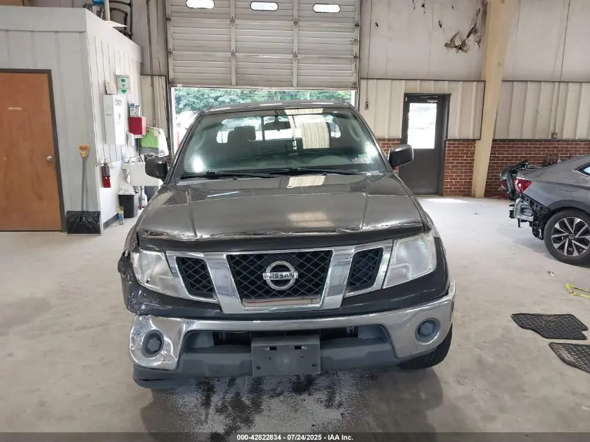 2011 NISSAN FRONTIER SV