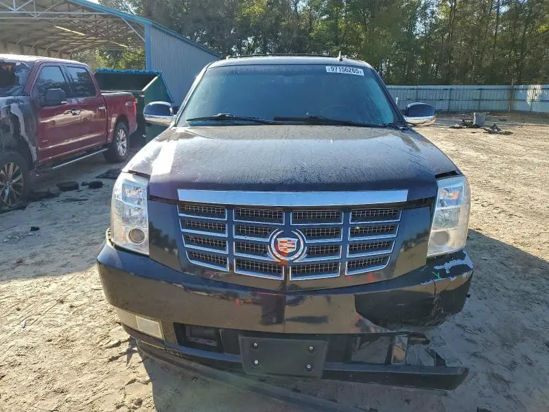 2014 CADILLAC ESCALADE LUXURY  