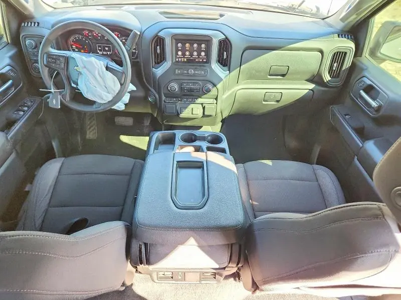 2024 CHEVROLET SILVERADO K1500 CUSTOM  