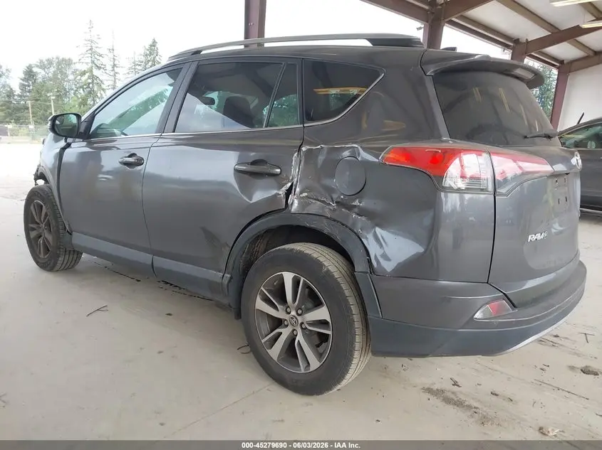 2017 TOYOTA RAV4 XLE