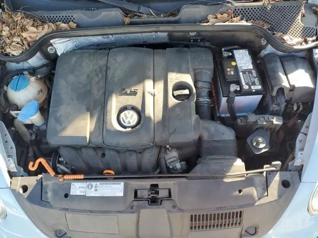 2012 VOLKSWAGEN BEETLE   