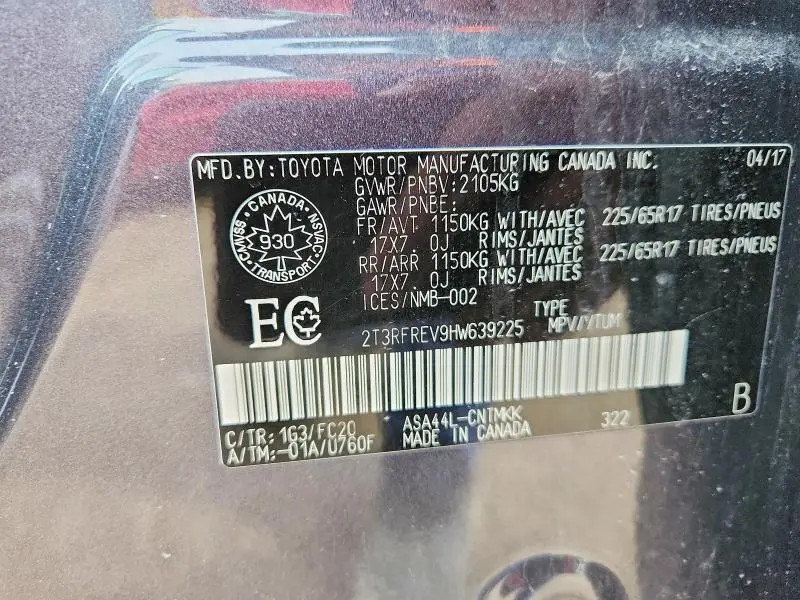 2017 TOYOTA RAV4 XLE  