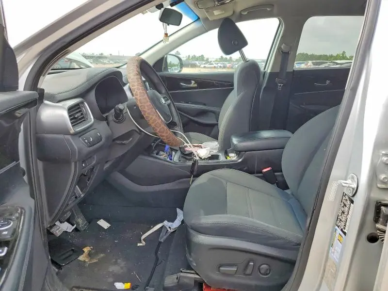 2019 KIA SORENTO LX V6  