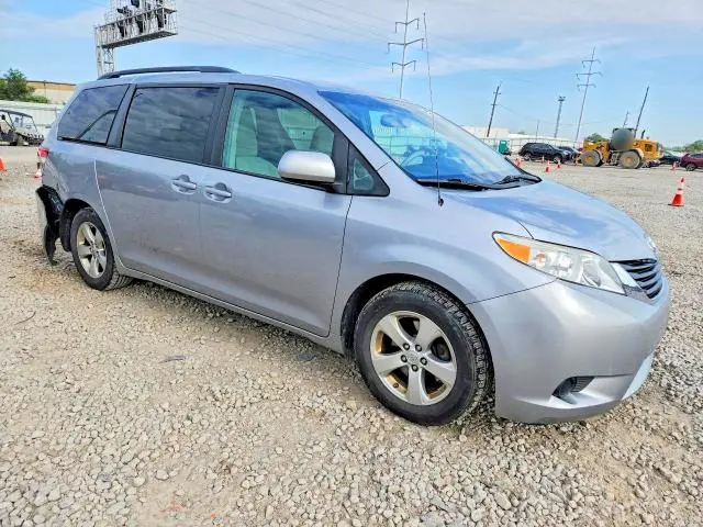 2013 TOYOTA SIENNA LE  