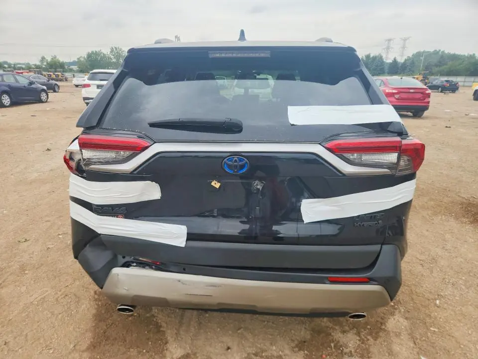 2022 TOYOTA RAV4 LIMITED  