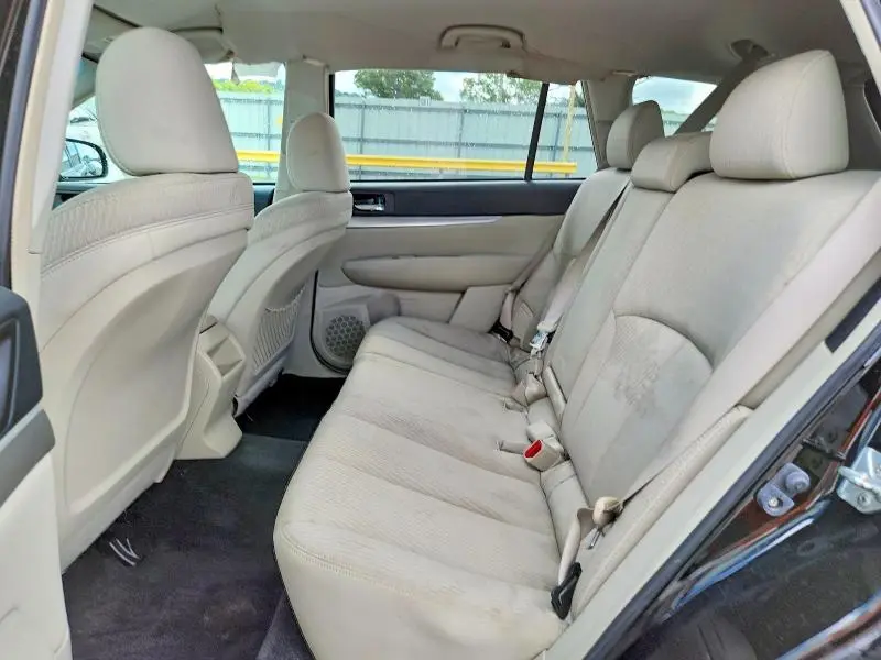 2011 SUBARU OUTBACK 2.5I PREMIUM  