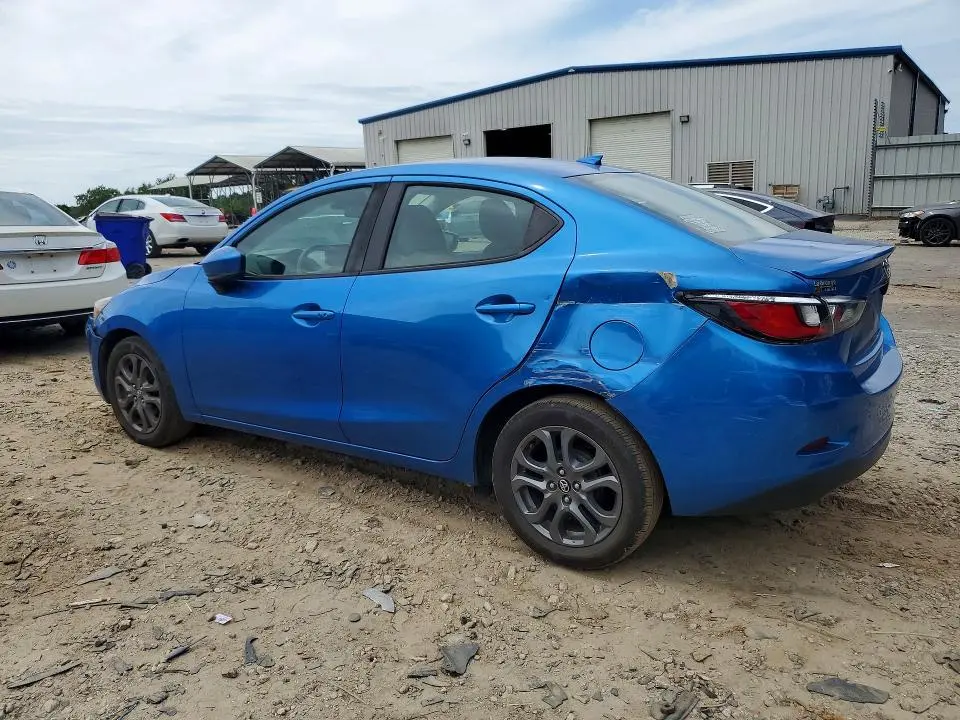 2019 TOYOTA YARIS LE  