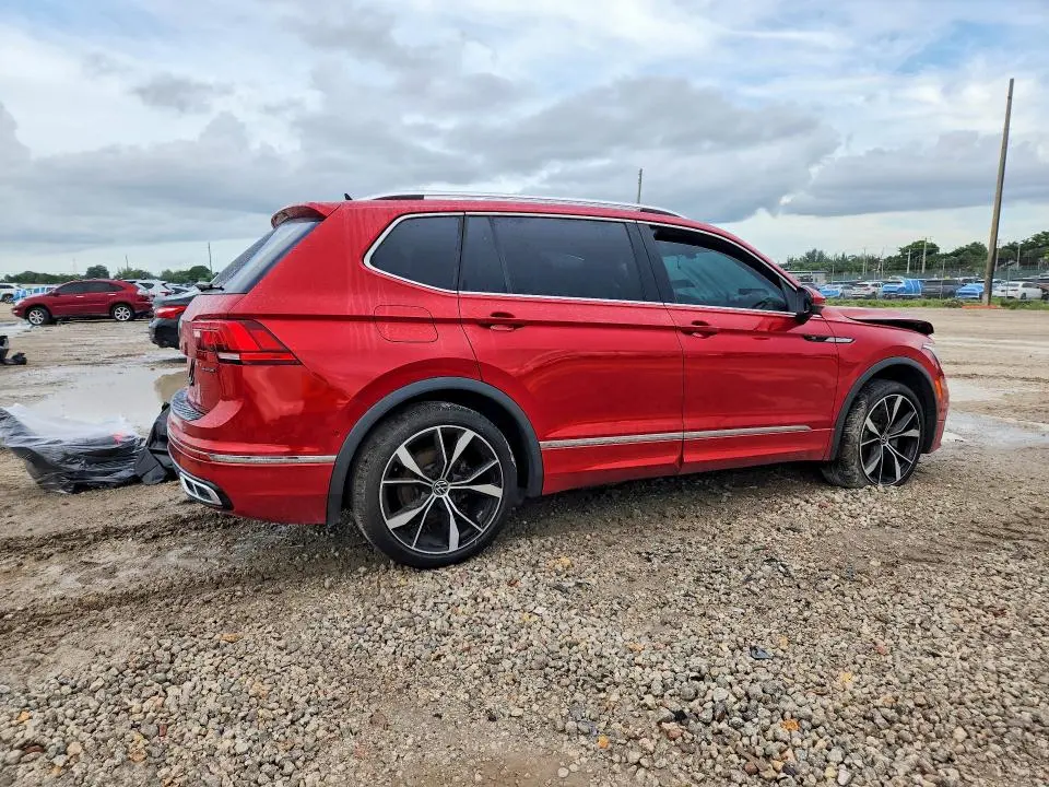 2024 VOLKSWAGEN TIGUAN SEL R-LINE BLACK  