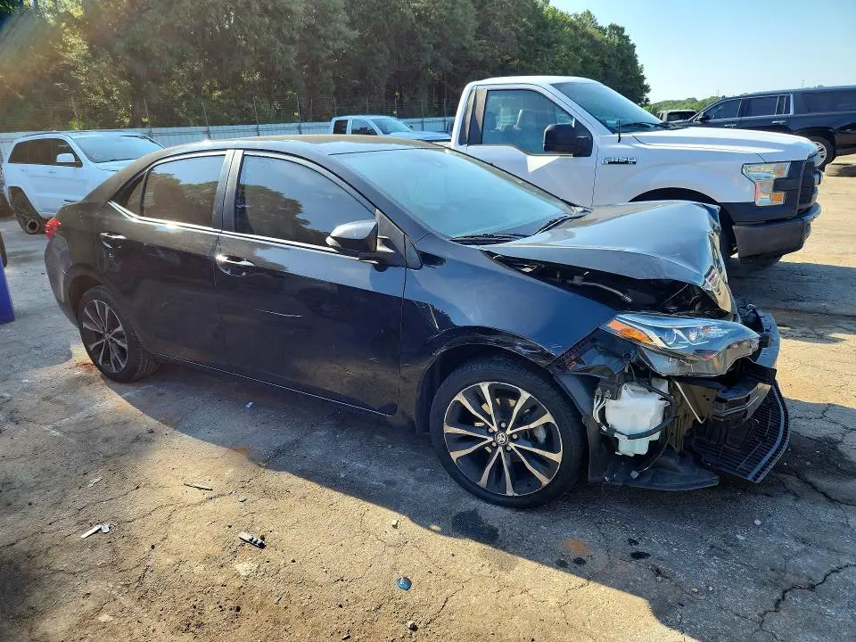 2018 TOYOTA COROLLA SE  