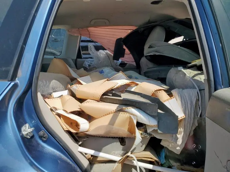 2010 SUBARU FORESTER XS  