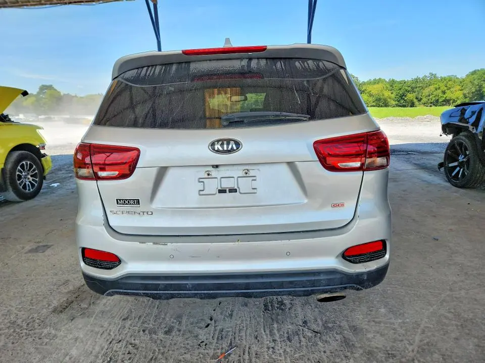2019 KIA SORENTO LX  