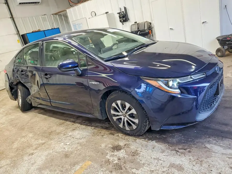 2021 TOYOTA COROLLA LE  
