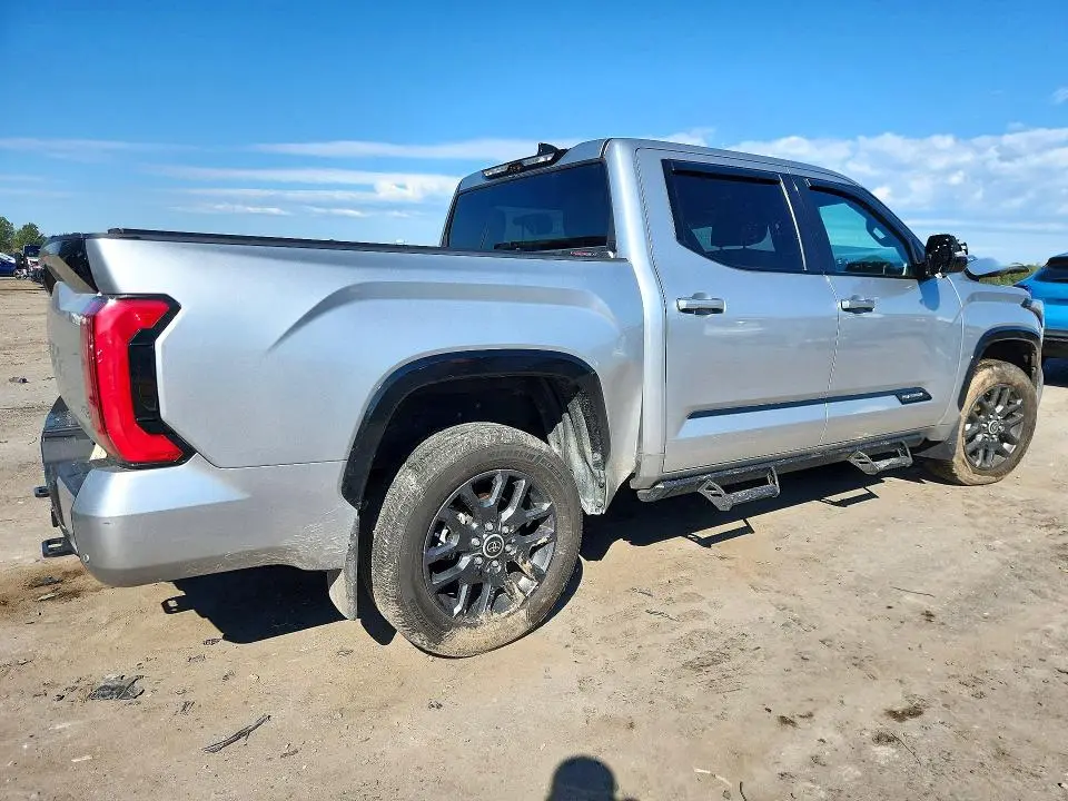 2023 TOYOTA TUNDRA PLATINUM HV  