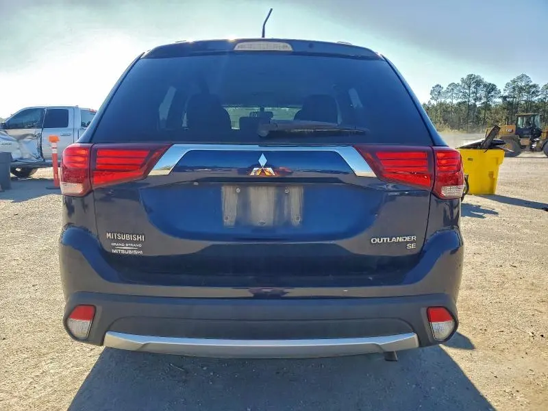 2016 MITSUBISHI OUTLANDER SE  