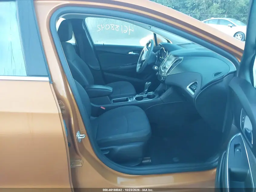 2017 CHEVROLET CRUZE LT AUTO