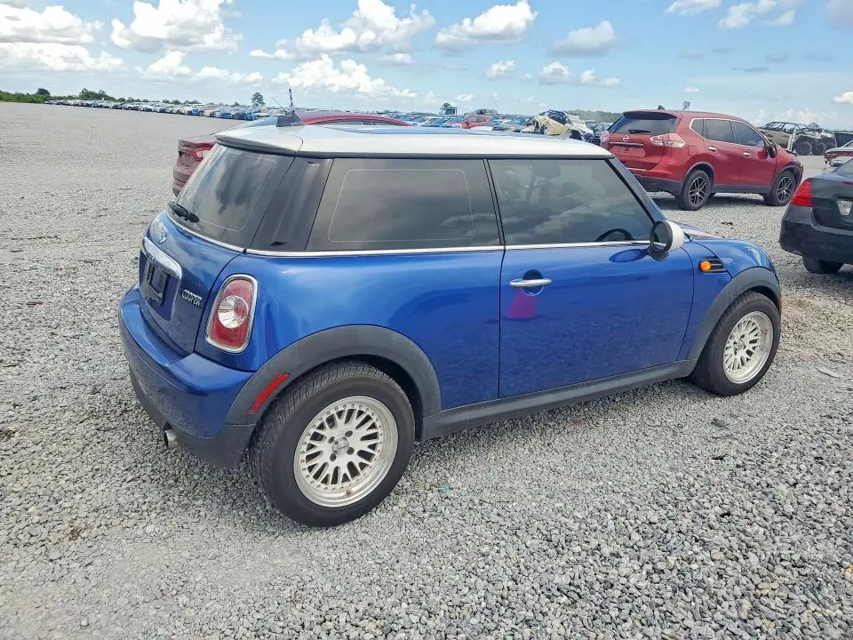 2012 MINI COOPER   
