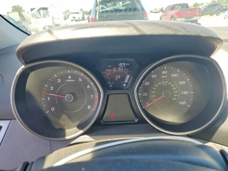 2012 HYUNDAI ELANTRA GLS  