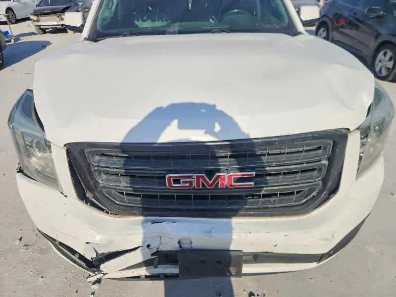 2019 GMC YUKON SLT  