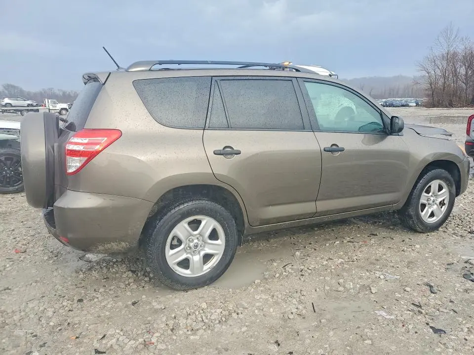 2010 TOYOTA RAV4 BASE  