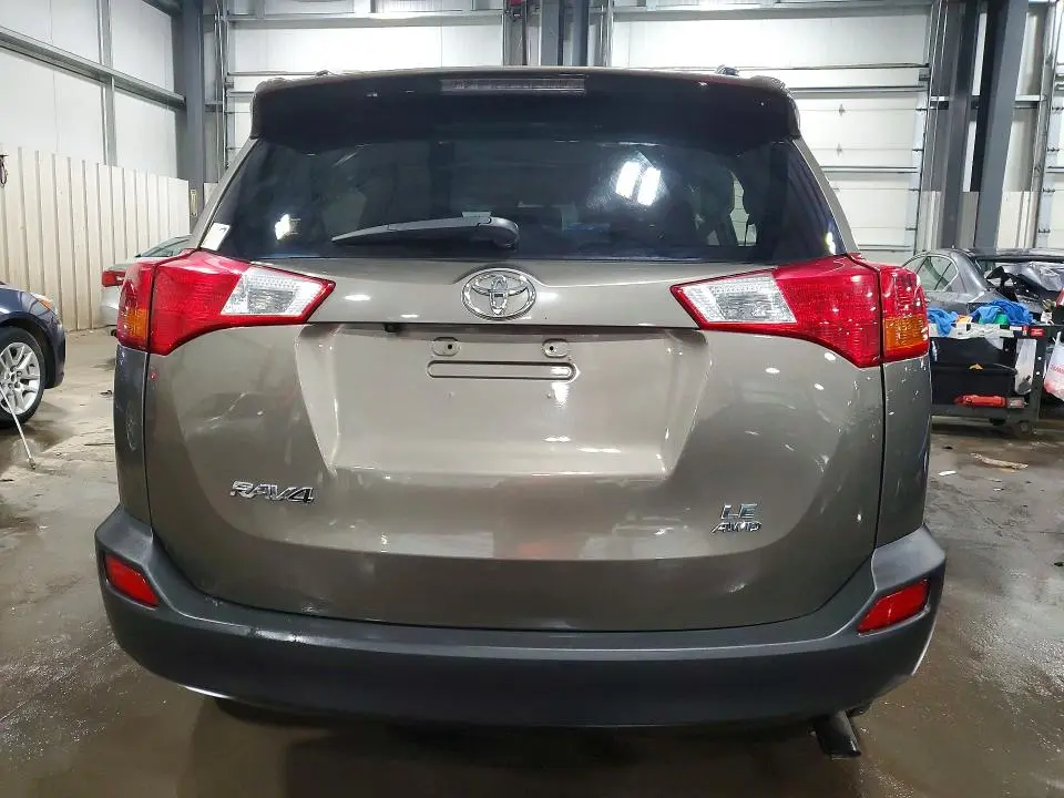 2014 TOYOTA RAV4 LE  