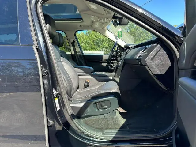 2020 LAND ROVER DISCOVERY SE  