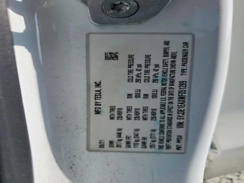 2021 TESLA MODEL 3   