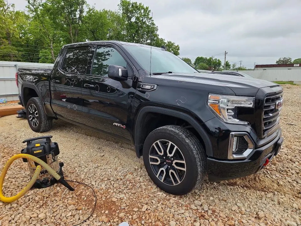 2021 GMC SIERRA K1500 AT4  
