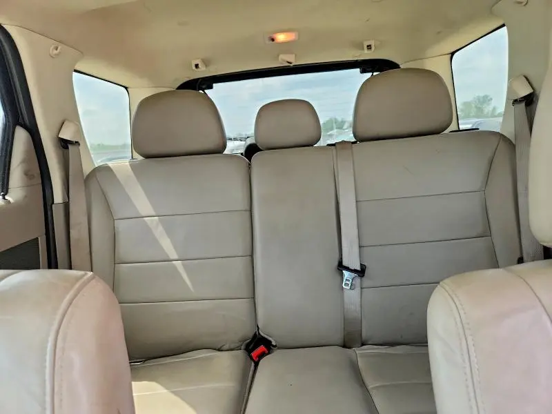 2011 FORD ESCAPE XLT  